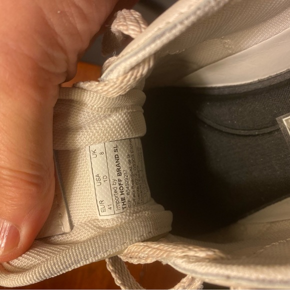 Stylish Beige Sneakers - Picture 7 of 7